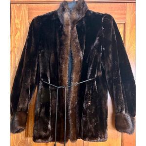 Vintage Henry Harris Cincinnati Mouton Fur Coat w/Mink Trim Size Medium(US 8/10)